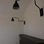 La Casa , Hotel