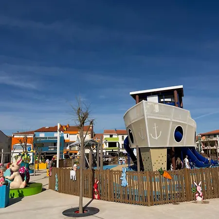 Hotel La Casa , Le Barcarès