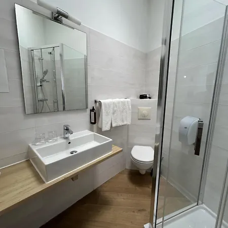 La Casa , 3* לה ברקרה