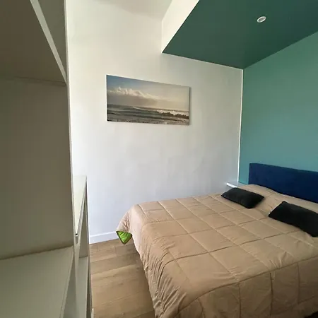La Casa , Hotel