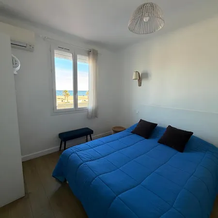La Casa , 3*