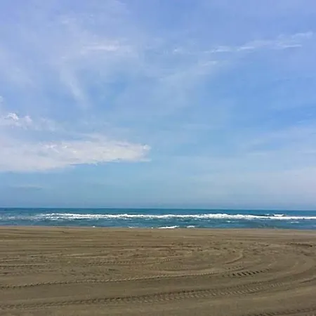 Hotel La Casa , Le Barcarès