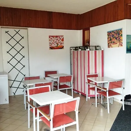 Hotel La Casa 3*