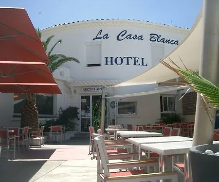 Hotel La Casa 3*
